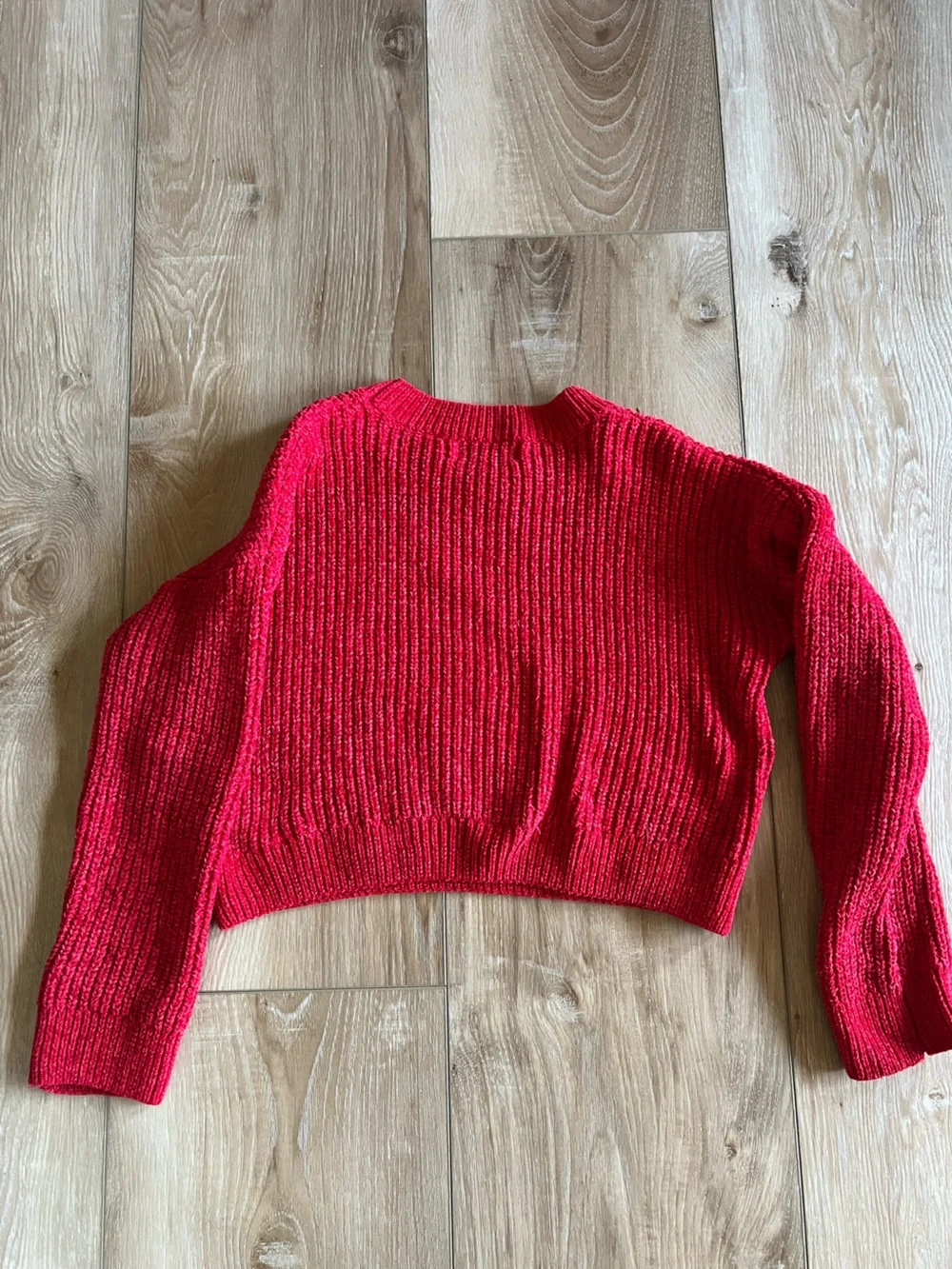 Cropped Ribbed Crewneck Sweater in Red